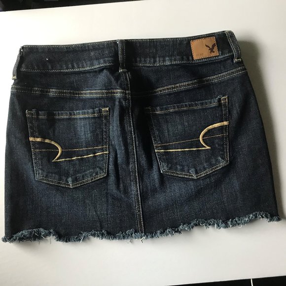 American Eagle Stretch Denim Skirt Frayed Hem - Picture 4 of 7